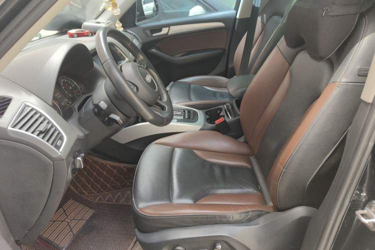 Used Audi Q5 2017 Plus 40 TFSI Technology Model Left Front Seat