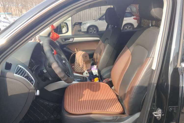 Used Audi Q5 2017 Plus 40 TFSI Technology Model Left Front Seat