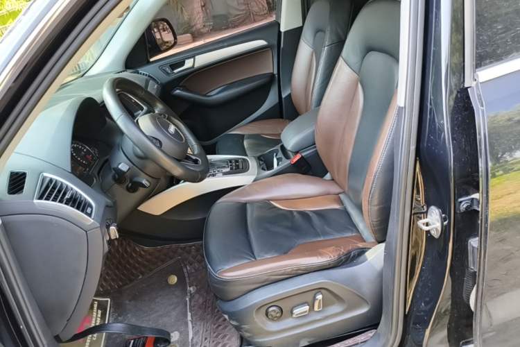 Used Audi Q5 2017 Plus 40 TFSI Technology Model Left Front Seat