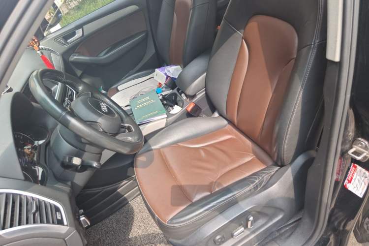 Used Audi Q5 2017 Plus 40 TFSI Ambition Model Left Front Seat