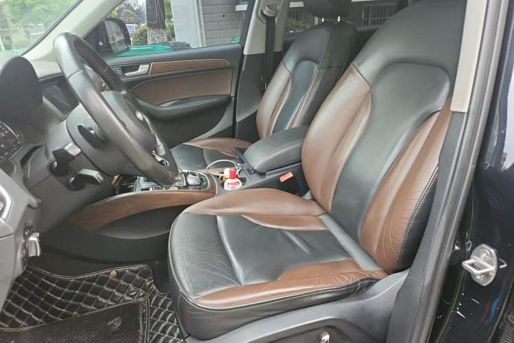 Used Audi Q5 2017 Plus 40 TFSI Comfort Model Left Front Seat