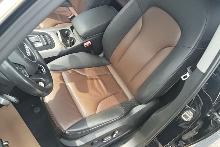 Used Audi Q5 2017 40 TFSI Ambition Edition Left Front Seat