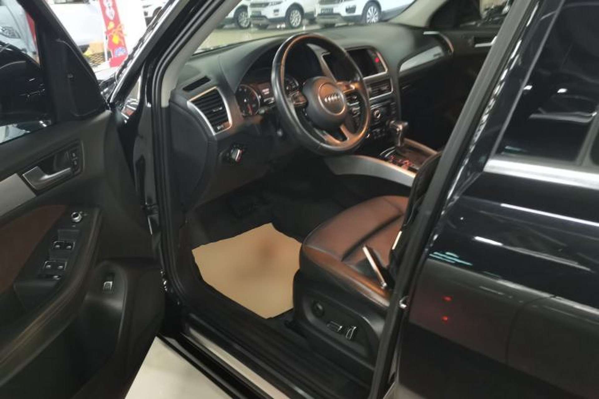 Used Audi Q5 2017 Plus 40 TFSI Technology Model Left Front Seat