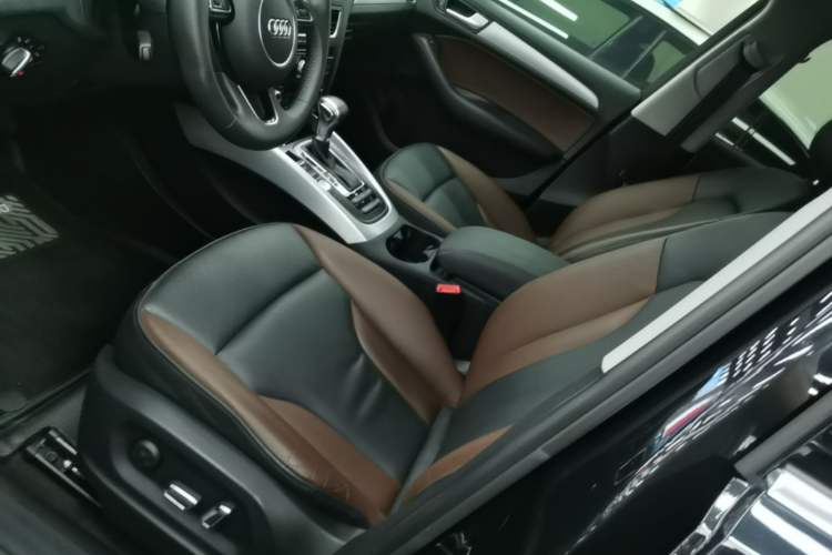 Used Audi Q5 2017 Plus 40 TFSI Technology Model Left Front Seat