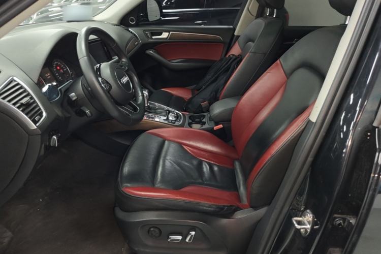 Used Audi Q5 2017 40 TFSI Technology Edition Left Front Seat
