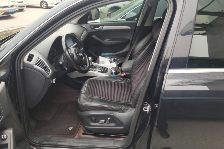 Used Audi Q5 2017 40 TFSI Technology Edition Left Front Seat