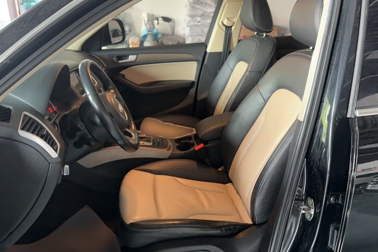 Used Audi Q5 2017 40 TFSI Ambition Edition Left Front Seat