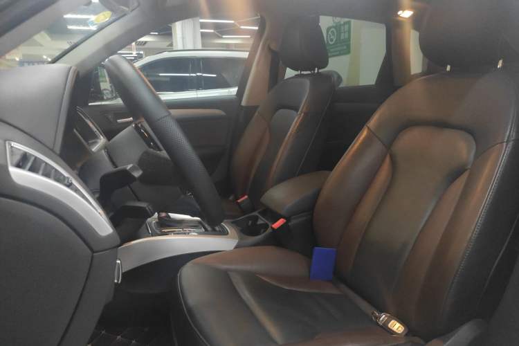 Used Audi Q5 2017 Plus 40 TFSI Comfort Model Left Front Seat