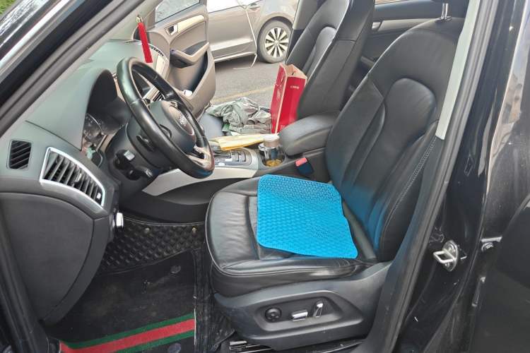 Used Audi Q5 2017 40 TFSI Technology Edition Left Front Seat