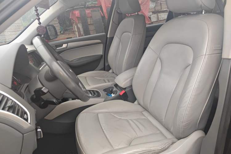 Used Audi Q5 2017 40 TFSI Ambition Edition Left Front Seat