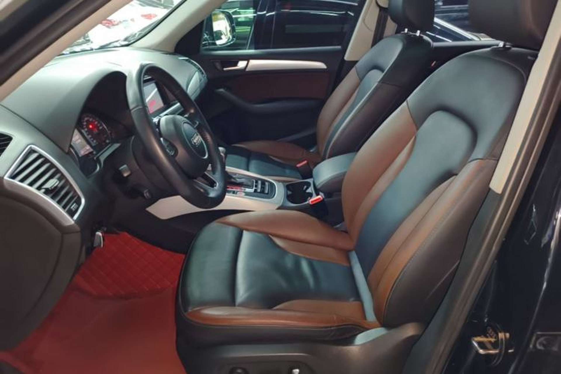 Used Audi Q5 2017 Plus 40 TFSI Technology Model Left Front Seat