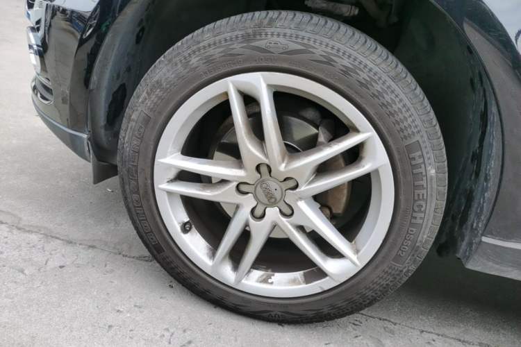 Used Audi Q5 2017 40 TFSI Technology Edition Left Front Wheel Hub