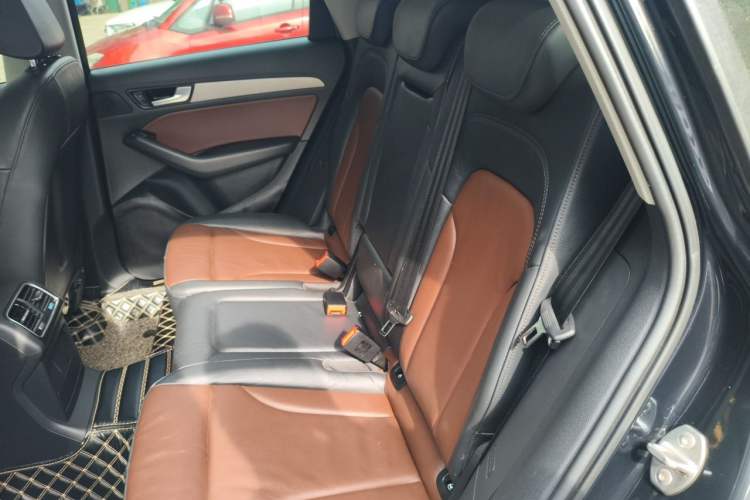 Used Audi Q5 2017 Plus 40 TFSI Technology Model Left Rear Seat