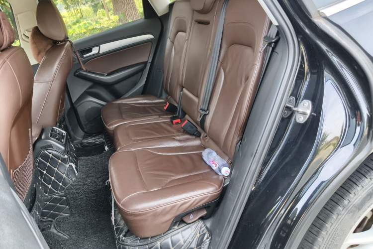 Used Audi Q5 2017 40 TFSI Technology Edition Left Rear Seat