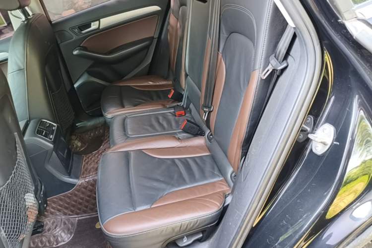 Used Audi Q5 2017 Plus 40 TFSI Technology Model Left Rear Seat