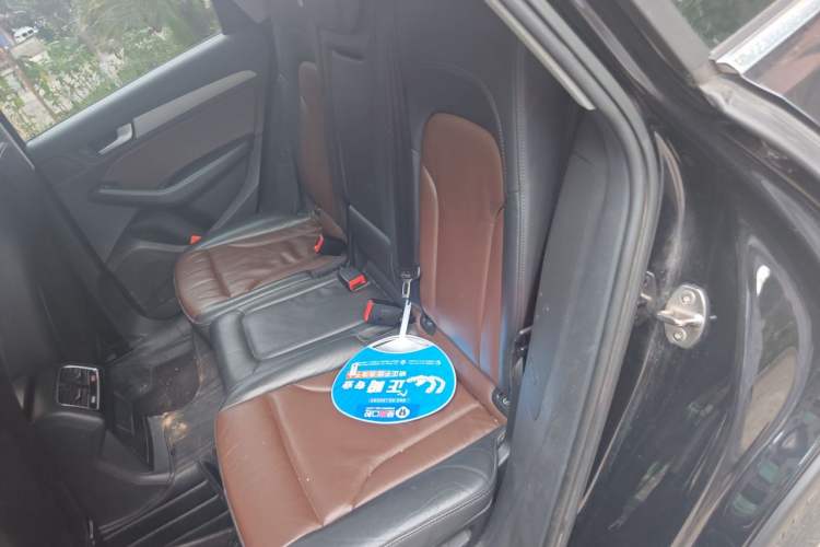 Used Audi Q5 2017 Plus 40 TFSI Ambition Model Left Rear Seat