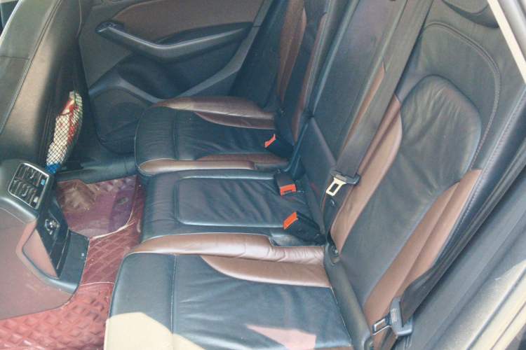 Used Audi Q5 2017 40 TFSI Technology Edition Left Rear Seat