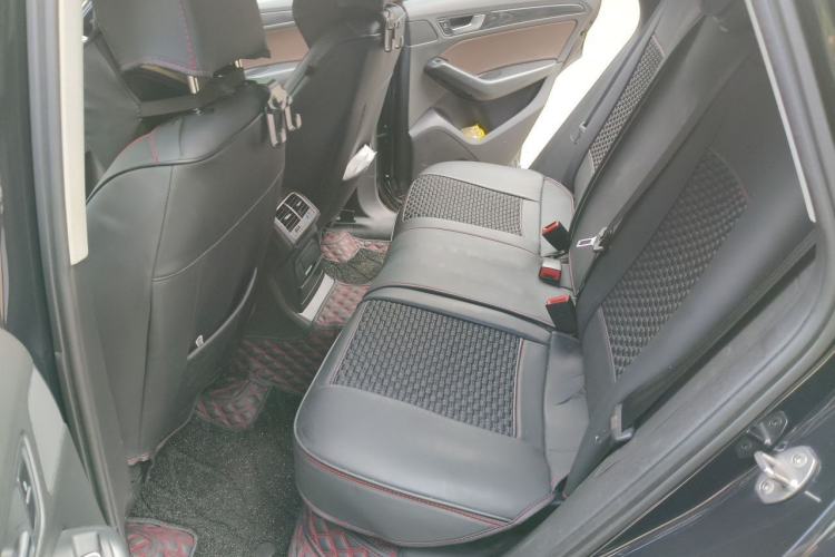 Used Audi Q5 2017 Plus 40 TFSI Ambition Model Left Rear Seat