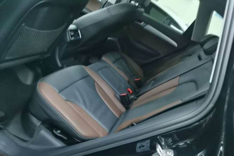 Used Audi Q5 2017 Plus 40 TFSI Technology Model Left Rear Seat