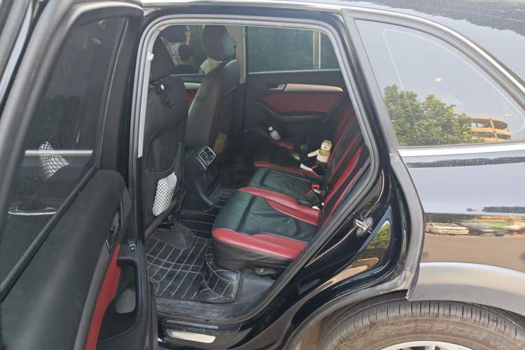 Used Audi Q5 2017 Plus 40 TFSI Technology Model Left Rear Seat