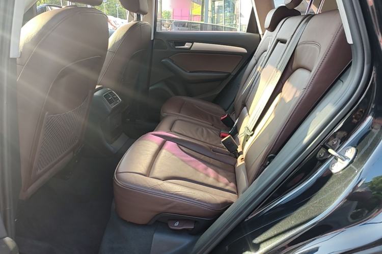 Used Audi Q5 2017 40 TFSI Technology Edition Left Rear Seat
