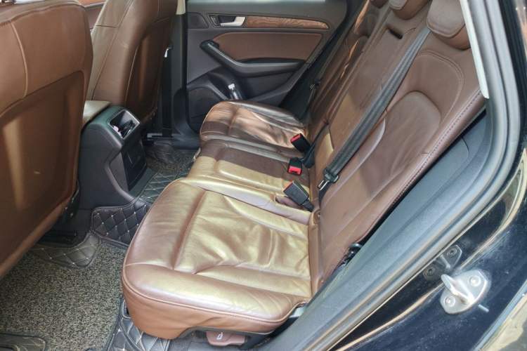 Used Audi Q5 2017 40 TFSI Ambition Edition Left Rear Seat