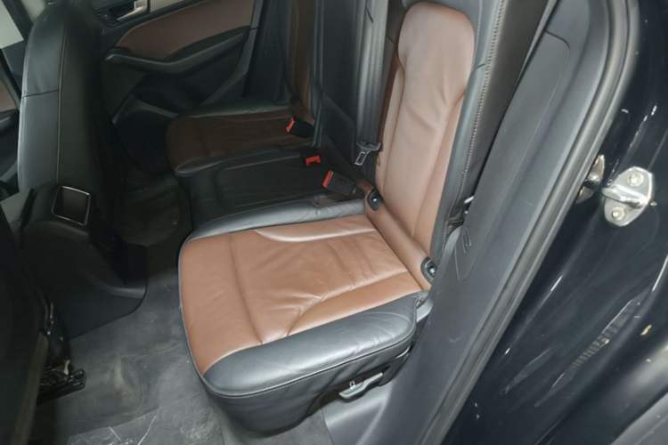 Used Audi Q5 2017 Plus 40 TFSI Ambition Model Left Rear Seat