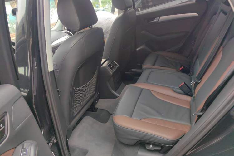Used Audi Q5 2017 Plus 40 TFSI Technology Model Left Rear Seat