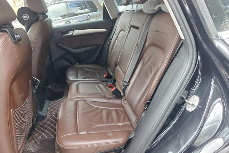 Used Audi Q5 2017 40 TFSI Technology Edition Left Rear Seat
