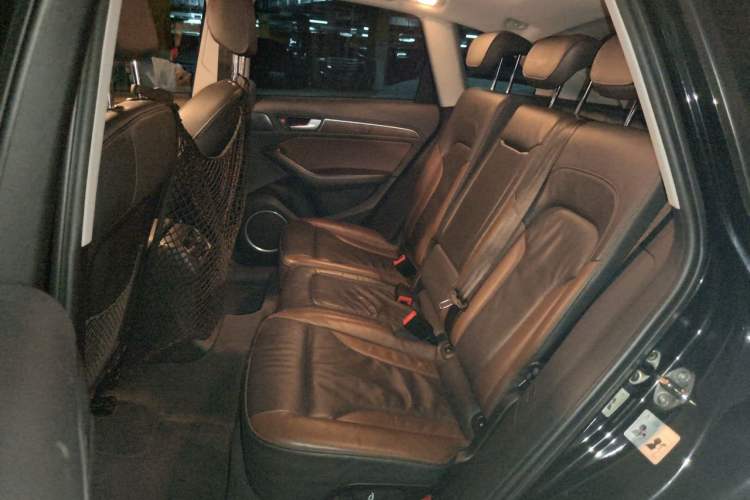 Used Audi Q5 2017 40 TFSI Comfort Model Left Rear Seat