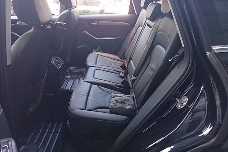 Used Audi Q5 2017 40 TFSI Technology Edition Left Rear Seat