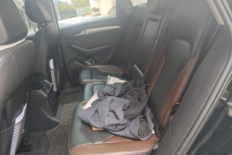 Used Audi Q5 2017 Plus 40 TFSI Technology Model Left Rear Seat