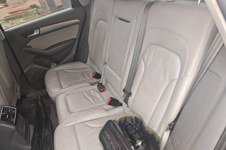 Used Audi Q5 2017 40 TFSI Ambition Edition Left Rear Seat
