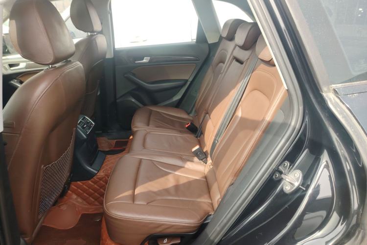 Used Audi Q5 2017 40 TFSI Technology Edition Left Rear Seat