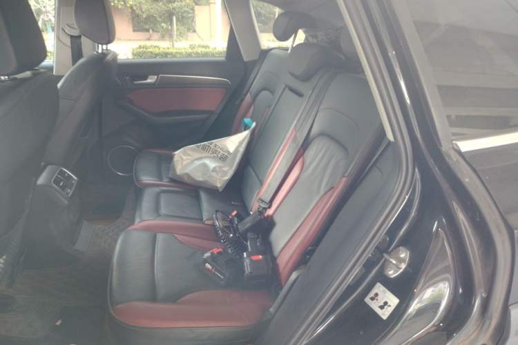 Used Audi Q5 2017 Plus 40 TFSI Technology Model Left Rear Seat