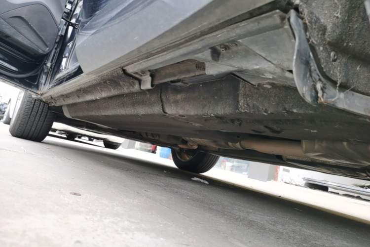 Used Audi Q5 2017 40 TFSI Technology Edition Left Side Sill