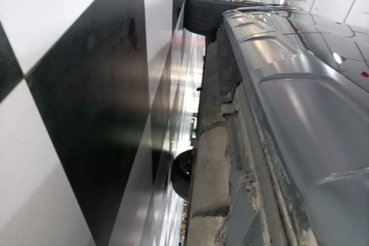 Used Audi Q5 2017 Plus 40 TFSI Technology Model Left Side Sill