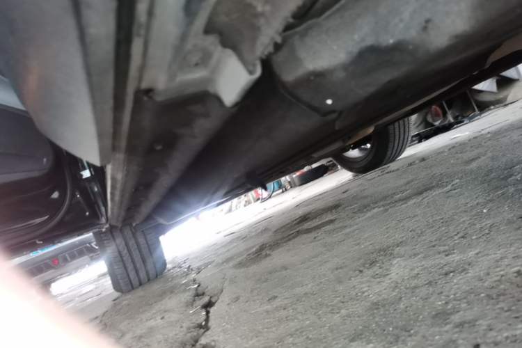 Used Audi Q5 2017 40 TFSI Technology Edition Left Side Sill