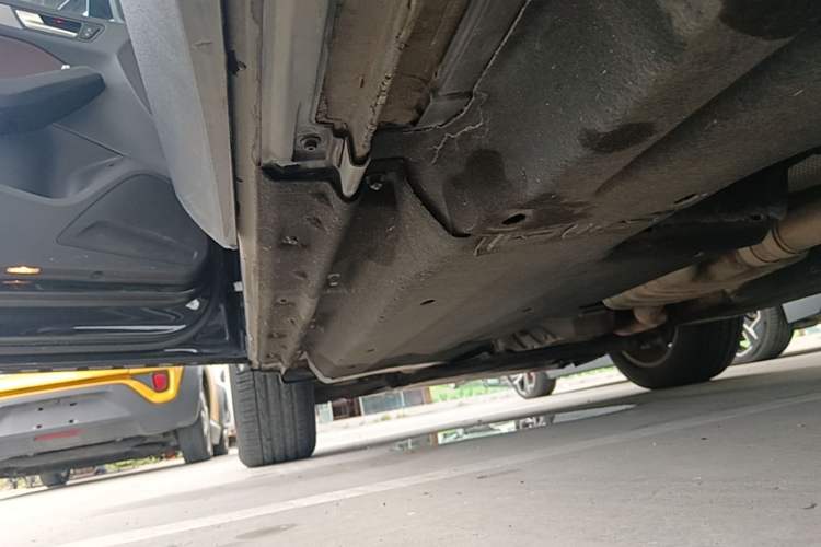 Used Audi Q5 2017 40 TFSI Ambition Edition Left Side Sill