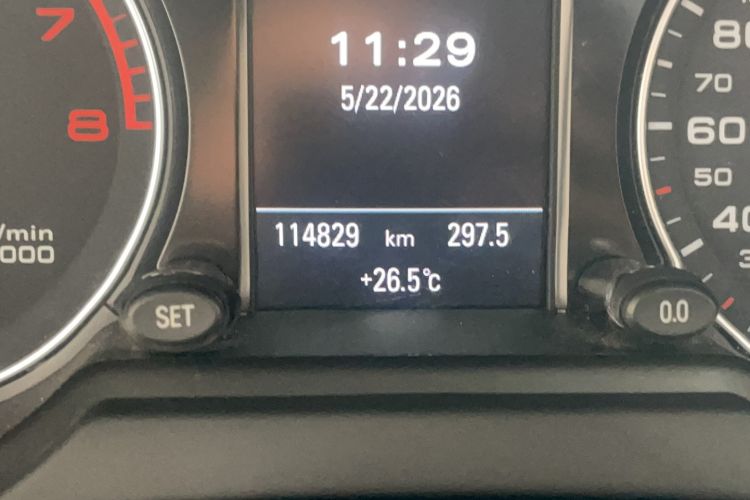 Used Audi Q5 2017 40 TFSI Technology Edition Odometer Close Up