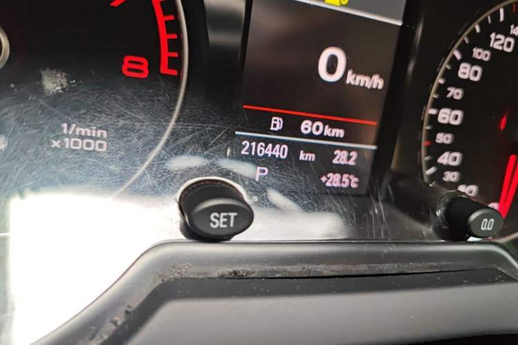 Used Audi Q5 2017 Plus 40 TFSI Technology Model Odometer Close Up