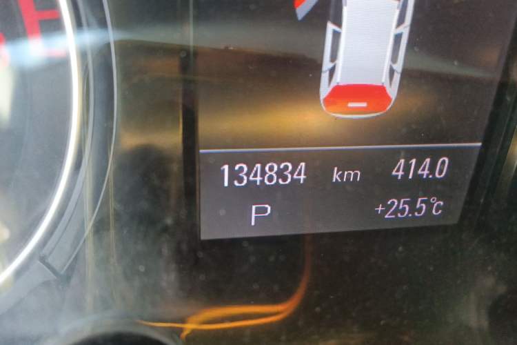 Used Audi Q5 2017 40 TFSI Technology Edition Odometer Close Up