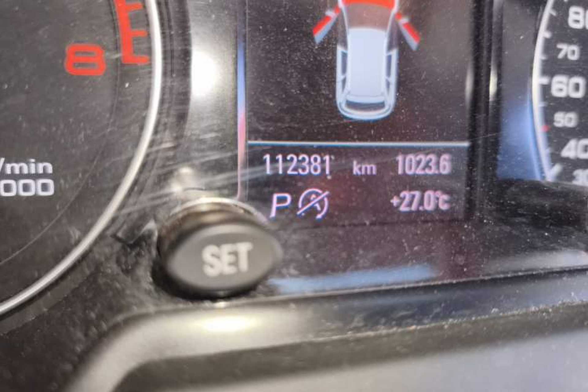 Used Audi Q5 2017 Plus 40 TFSI Comfort Model Odometer Close Up