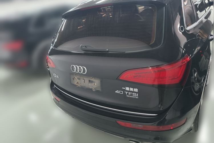 Used Audi Q5 2017 Plus 40 TFSI Ambition Model Rear