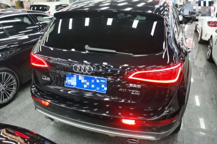 Used Audi Q5 2017 Plus 40 TFSI Technology Model Rear