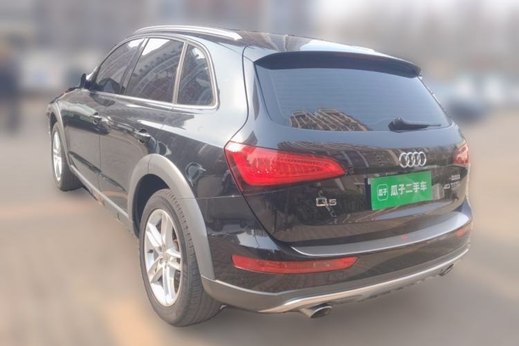Used Audi Q5 2017 Plus 40 TFSI Technology Model Rear Left 45 Deg