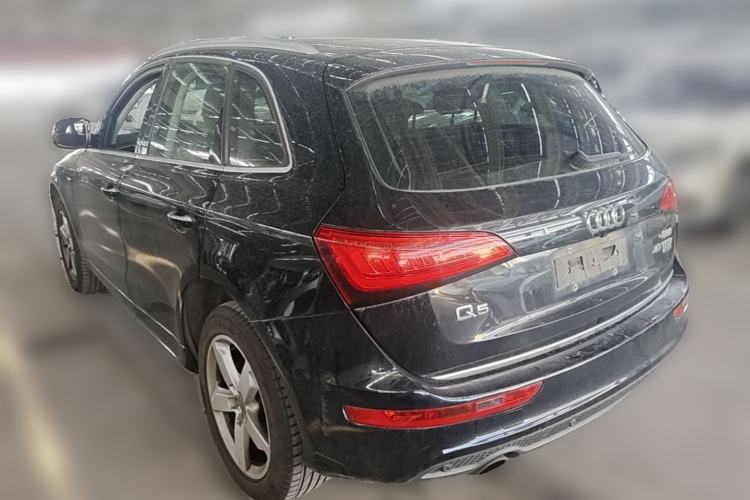 Used Audi Q5 2017 Plus 40 TFSI Ambition Model Rear Left 45 Deg