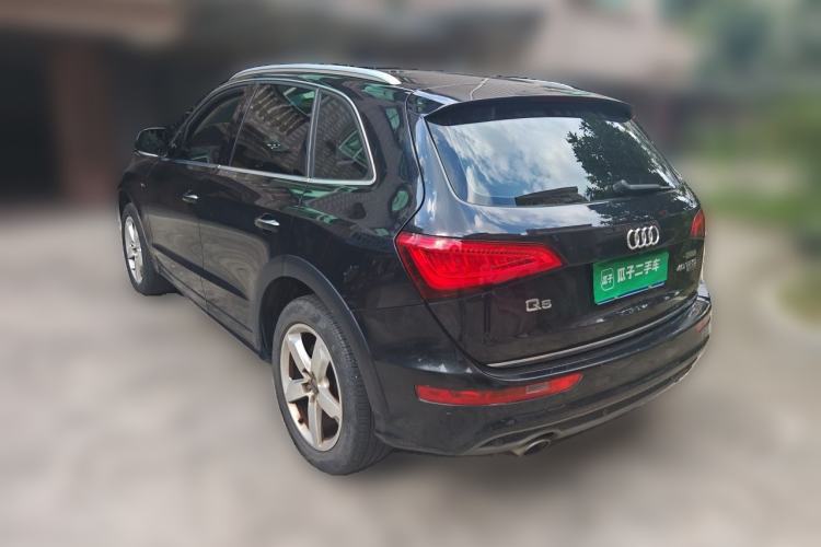 Used Audi Q5 2017 Plus 40 TFSI Ambition Model Rear Left 45 Deg