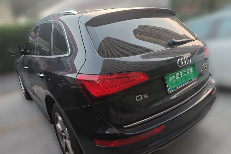 Used Audi Q5 2017 Plus 40 TFSI Ambition Model Rear Left 45 Deg