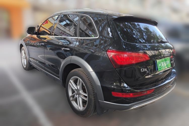 Used Audi Q5 2017 Plus 40 TFSI Technology Model Rear Left 45 Deg